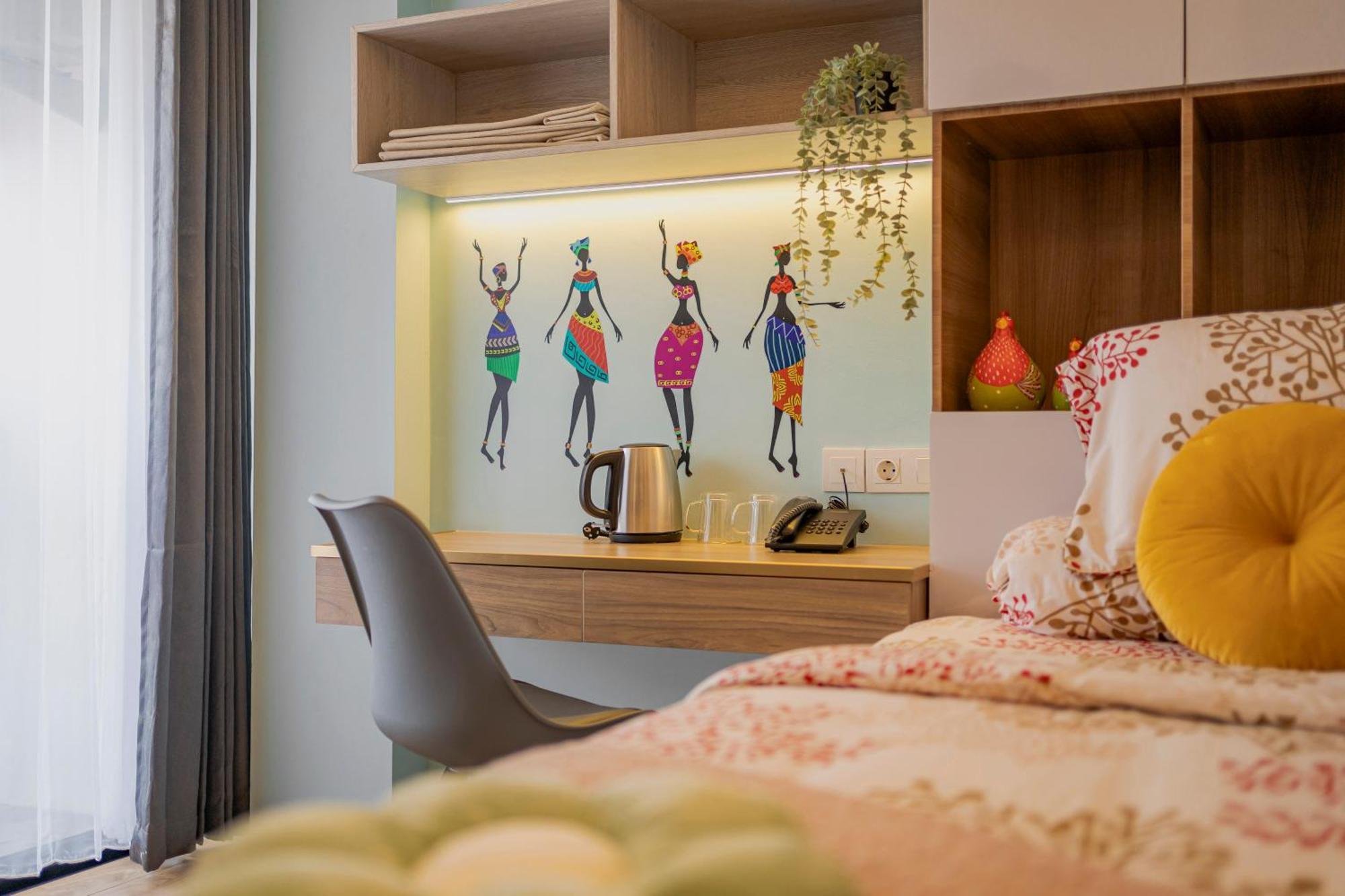 Stay.Vie Hotel Surabaya Exterior photo