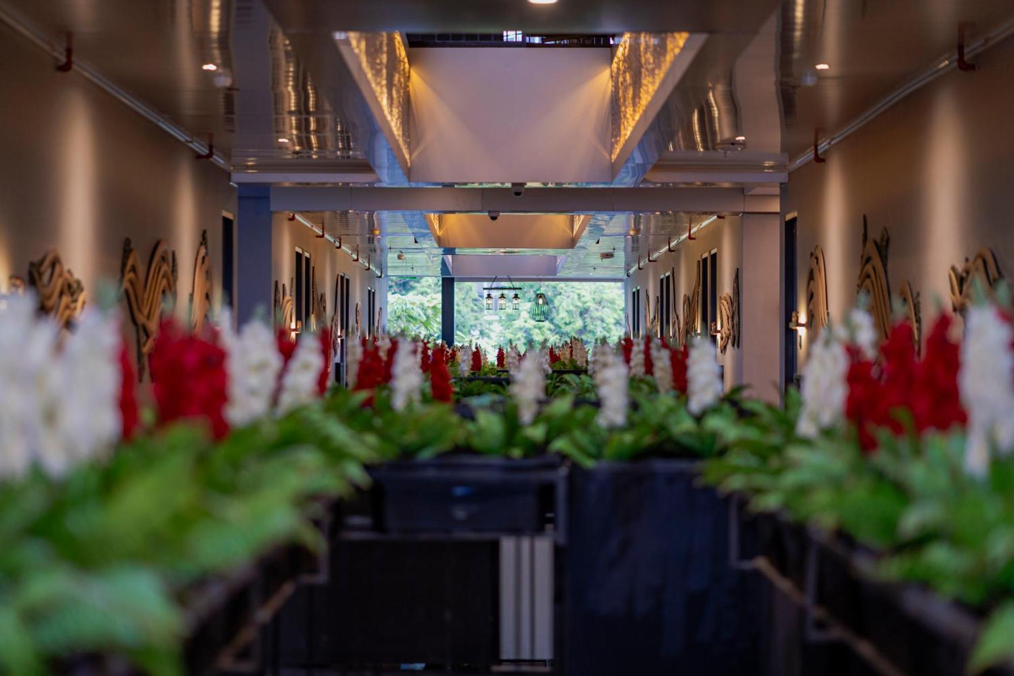 Stay.Vie Hotel Surabaya Exterior photo